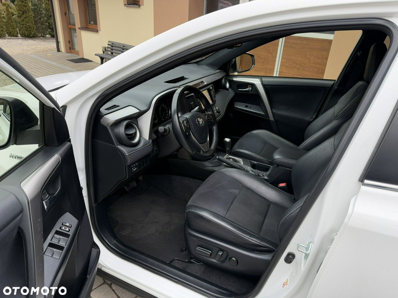 Toyota RAV4 2.5 4x2 Hybrid Edition - 23