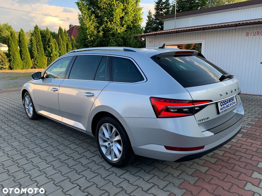 Skoda Superb 2.0 TDI SCR Ambition DSG - 8
