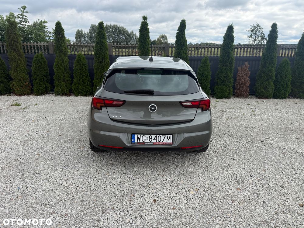 Opel Astra 1.2 T Business Elegance S&S - 9