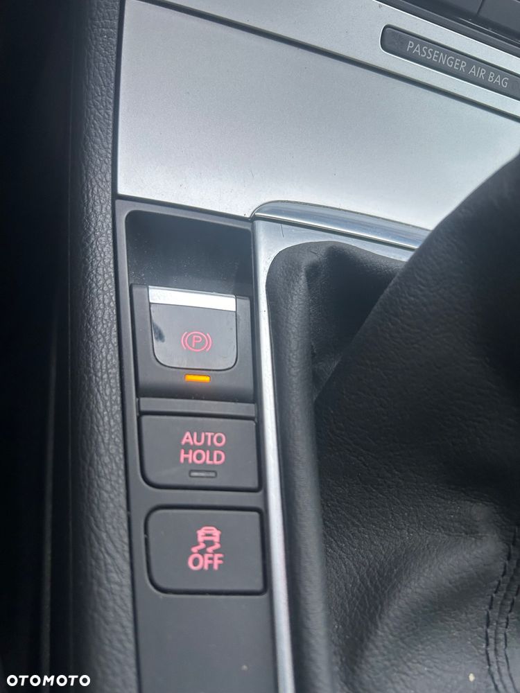 Volkswagen Passat Variant 1.4 TSI BlueMotion Technology Highline - 12