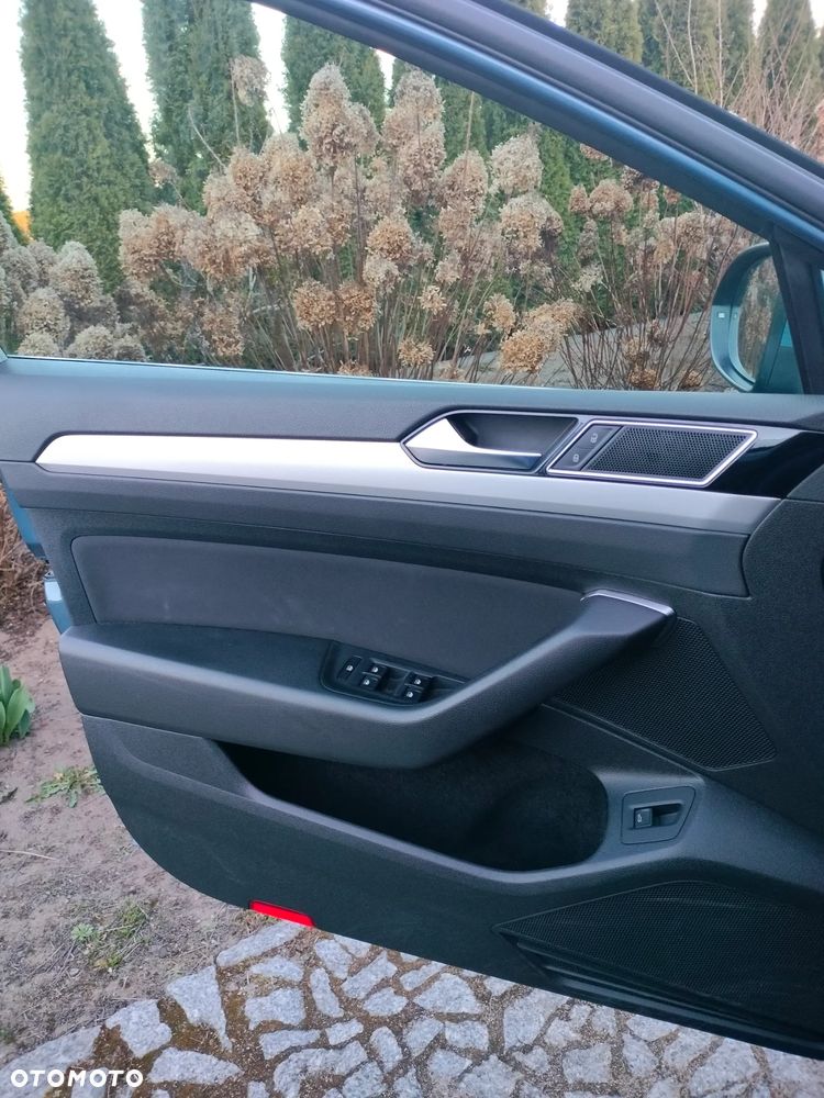 Volkswagen Passat 1.6 TDI (BlueMotion Technology) Comfortline - 7