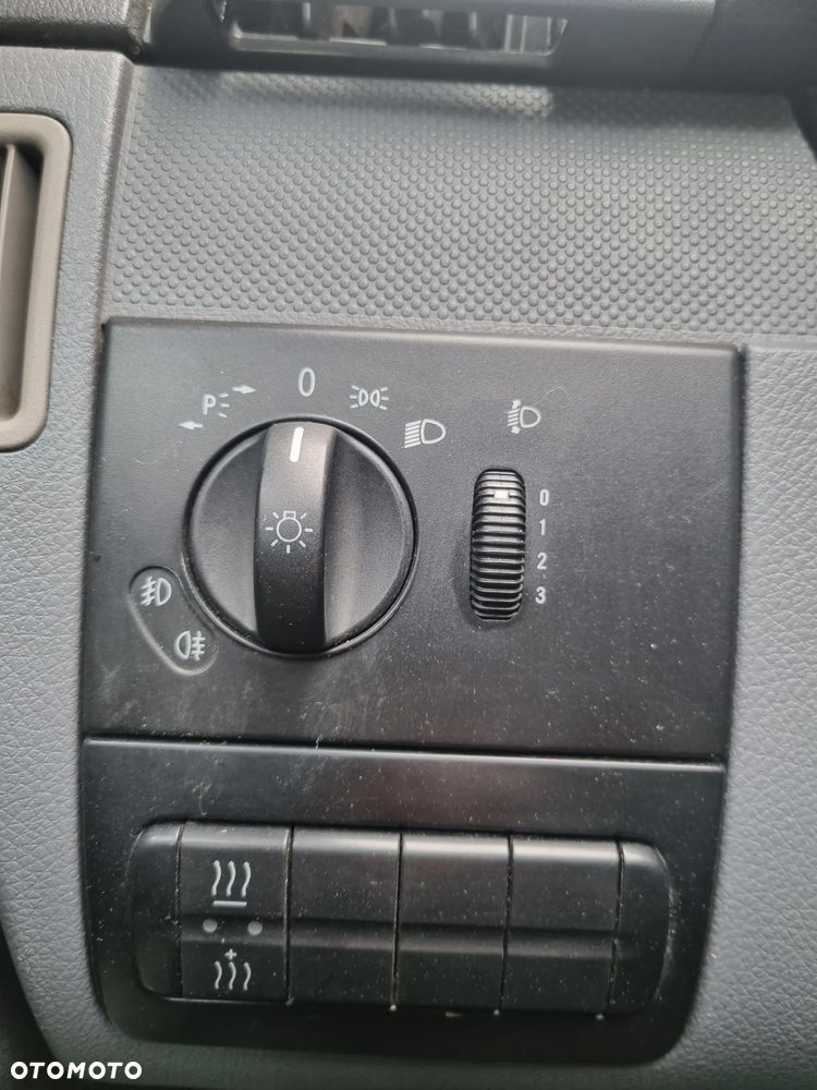 Mercedes-Benz Vito - 11