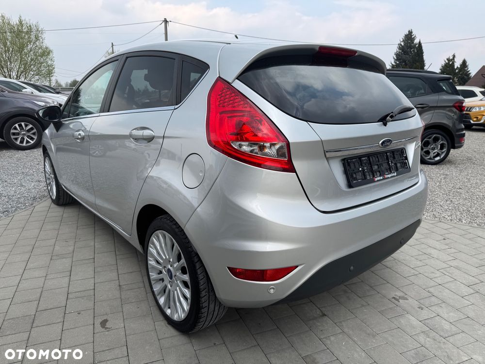 Ford Fiesta 1.4 Titanium - 12