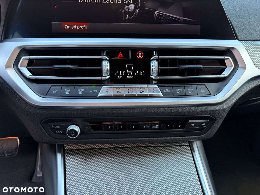 BMW Seria 3 320d xDrive M Sport sport - 10
