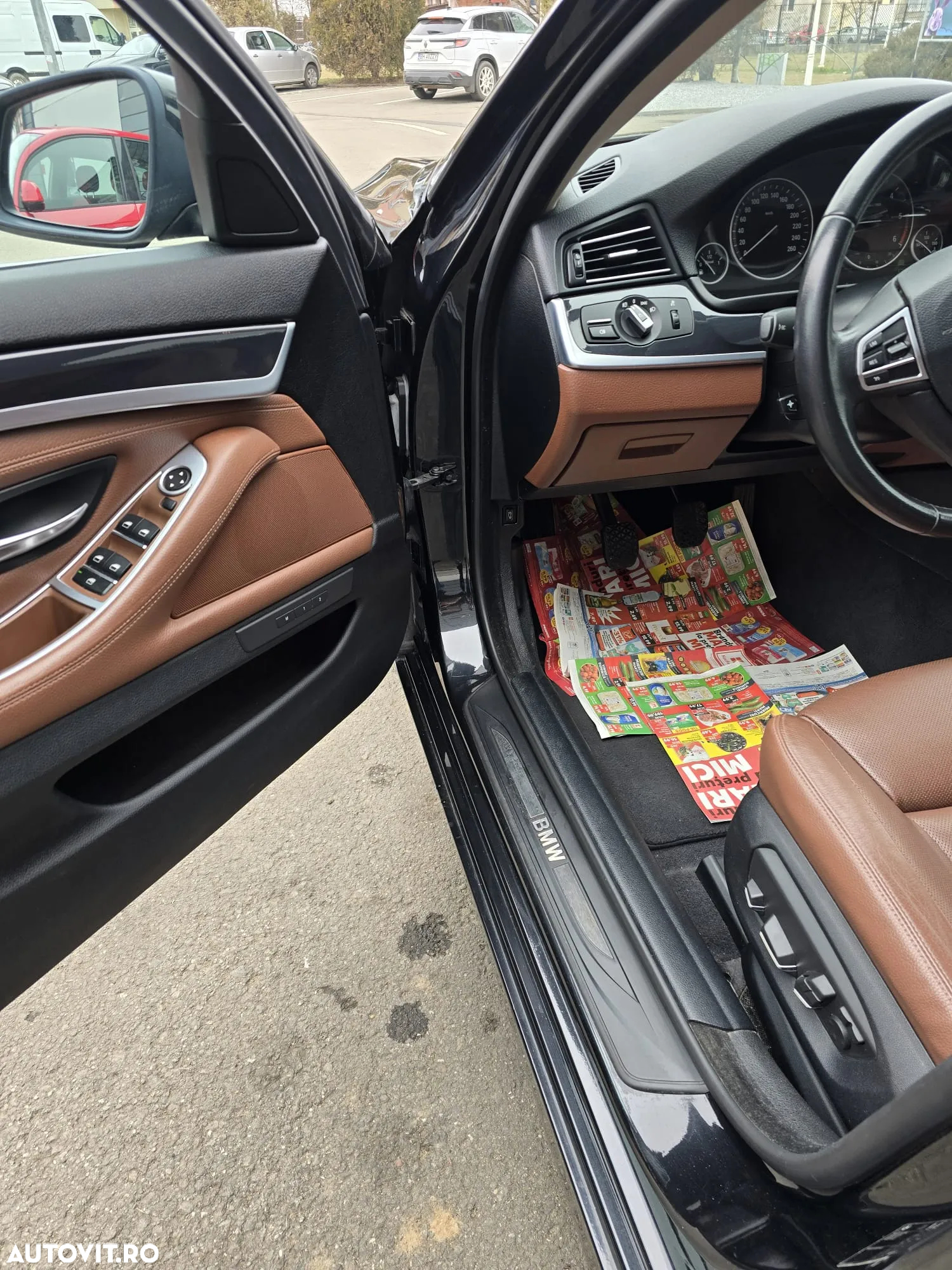 BMW Seria 5 520d Touring - 13