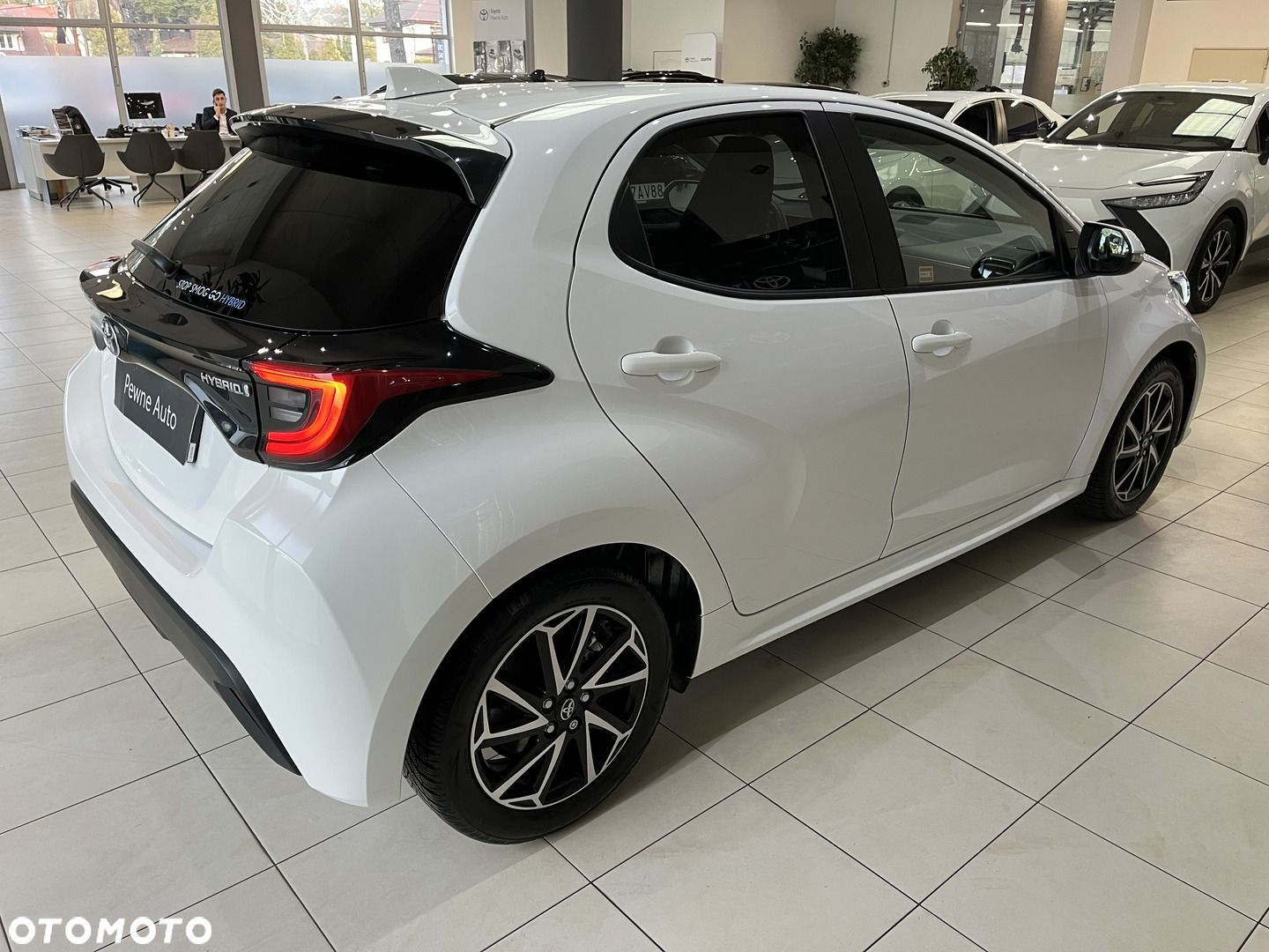Toyota Yaris - 4
