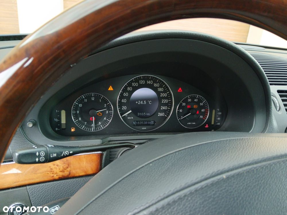 Mercedes-Benz Klasa E 500 Elegance Sport Edition - 9