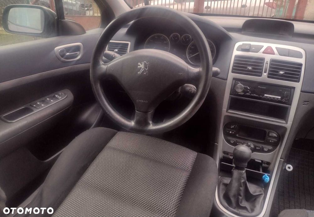 Peugeot 307 - 9