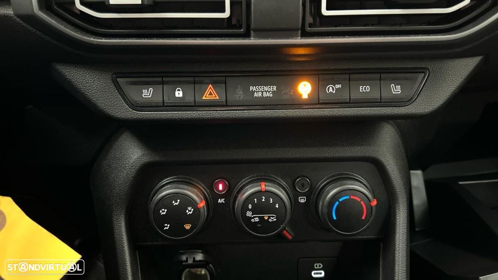 Dacia Sandero 1.0 TCe Expression CVT - 9