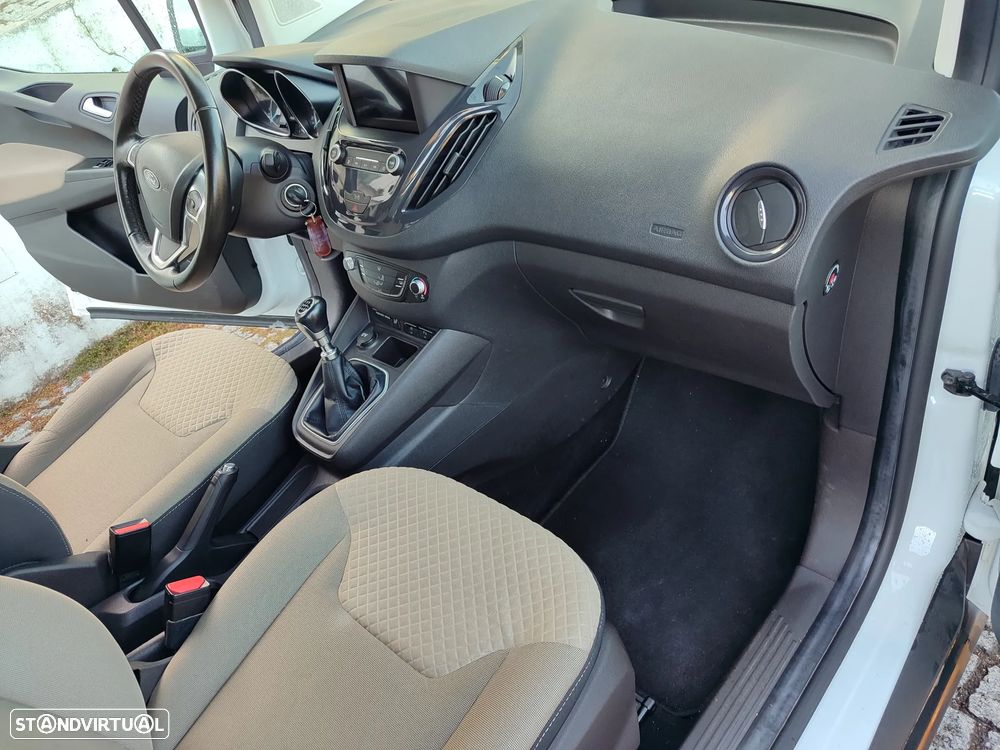 Ford Tourneo Courier 1.0 EcoBoost Ambiente - 12