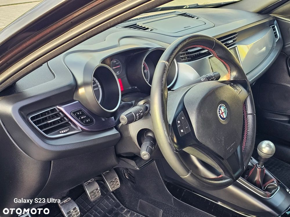 Alfa Romeo Giulietta 1.4 TB MultiAir Distinctive - 15