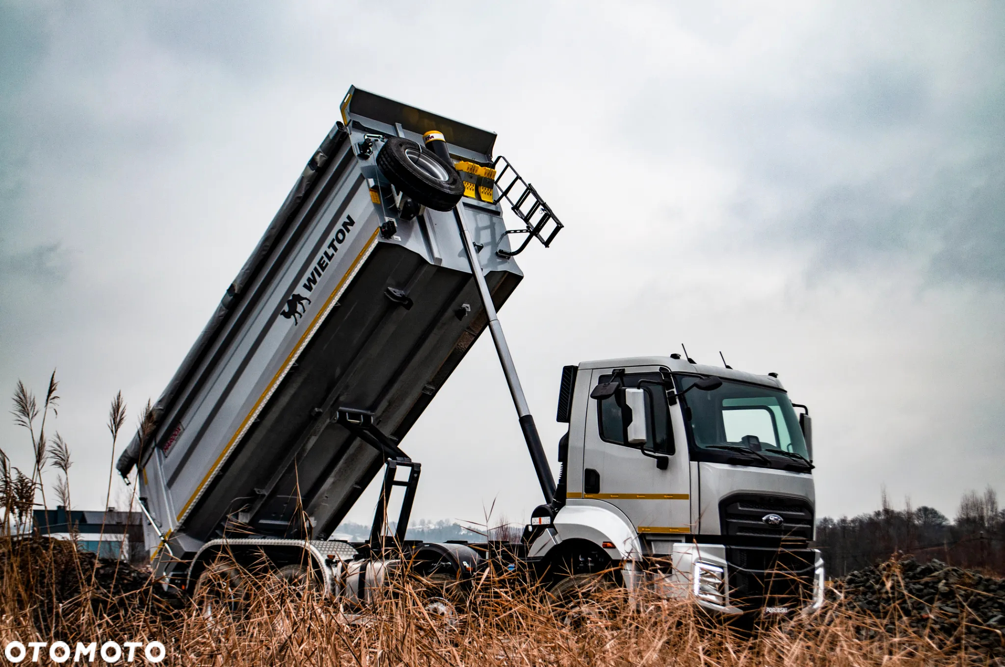 Ford Ford FORD F-LINE 4145 8x4 Wywrotka Wielton  Tylnosypowa - 2