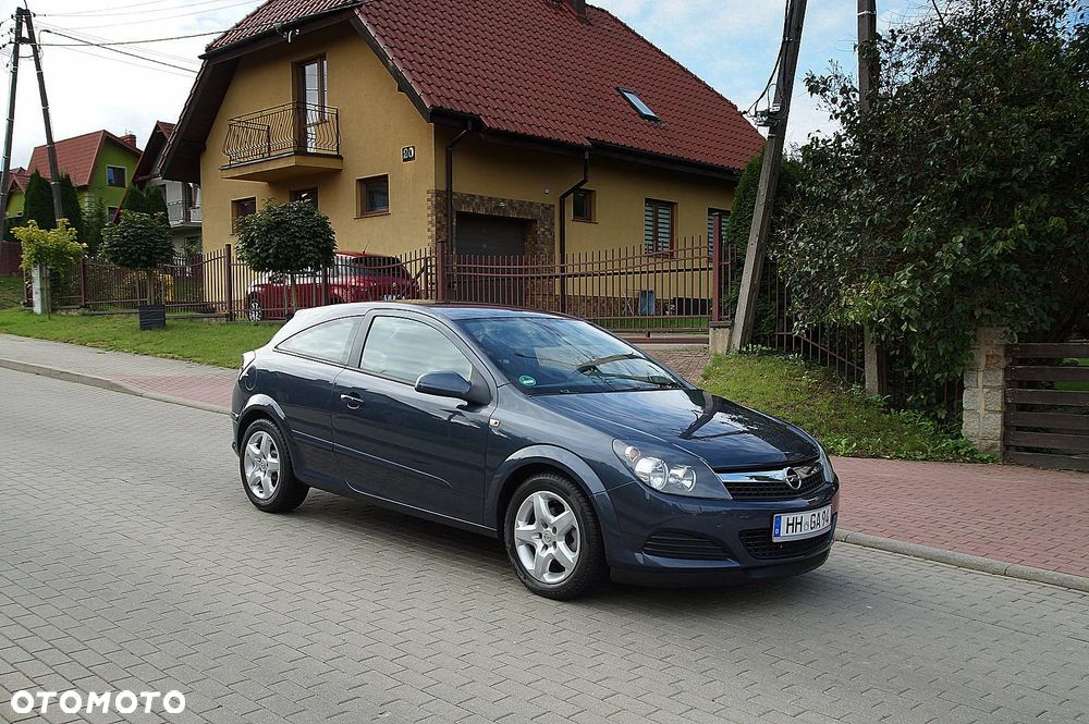 Opel Astra GTC 1.4 Edition - 9