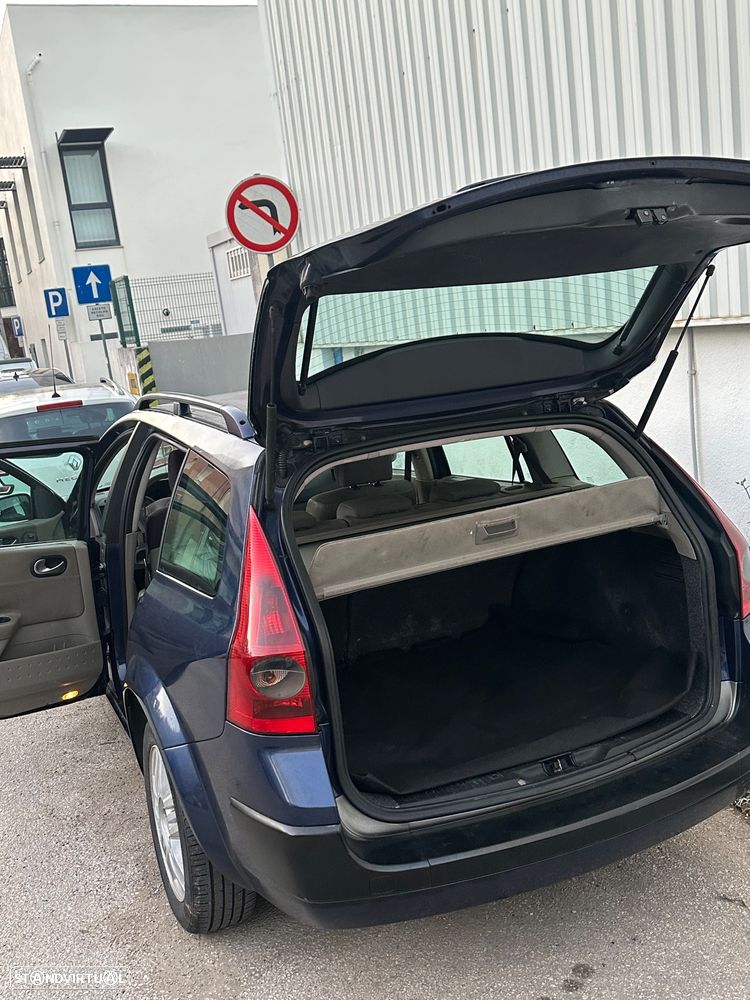 Renault Mégane Break 1.9 dCi C Authentique - 4