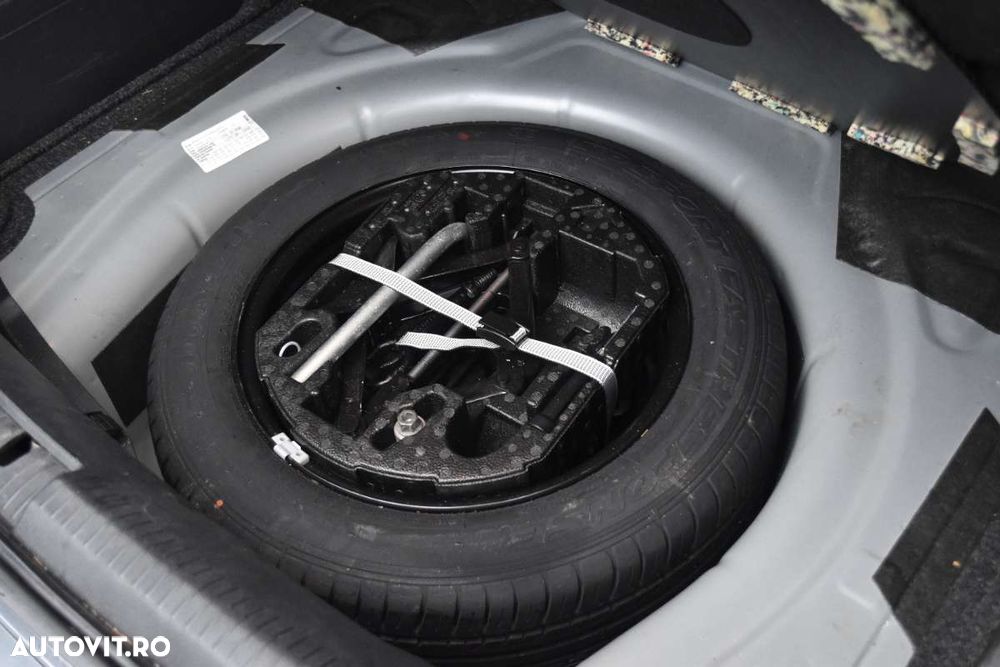 Volkswagen Jetta 1.4 TSI Comfortline - 13