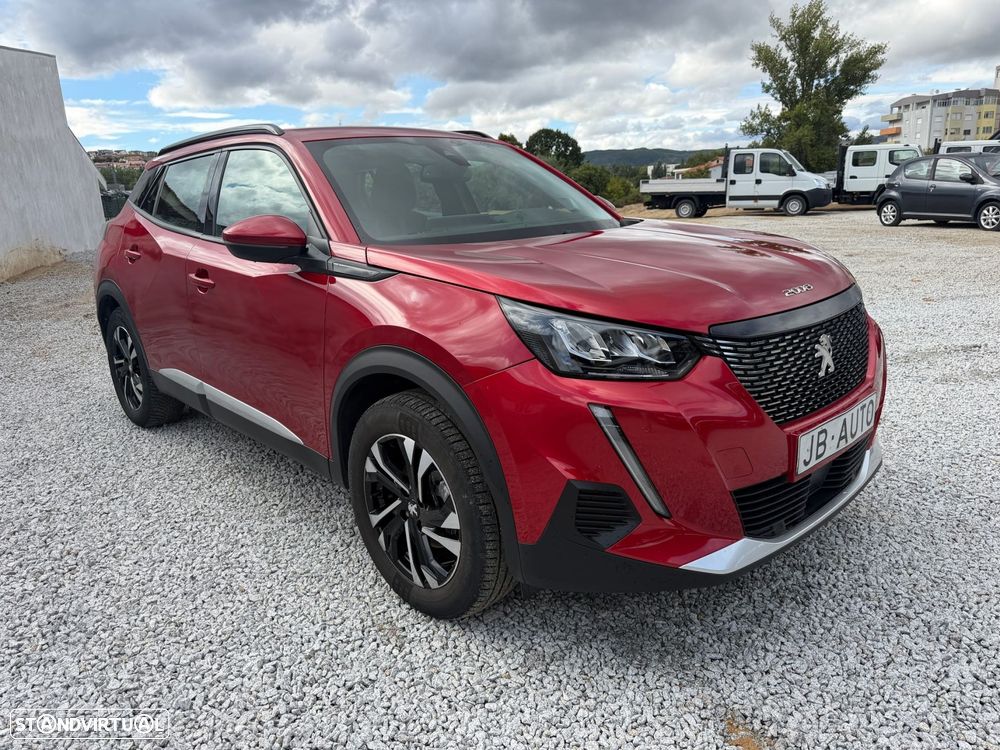 Peugeot 2008 1.2 PureTech Allure - 3