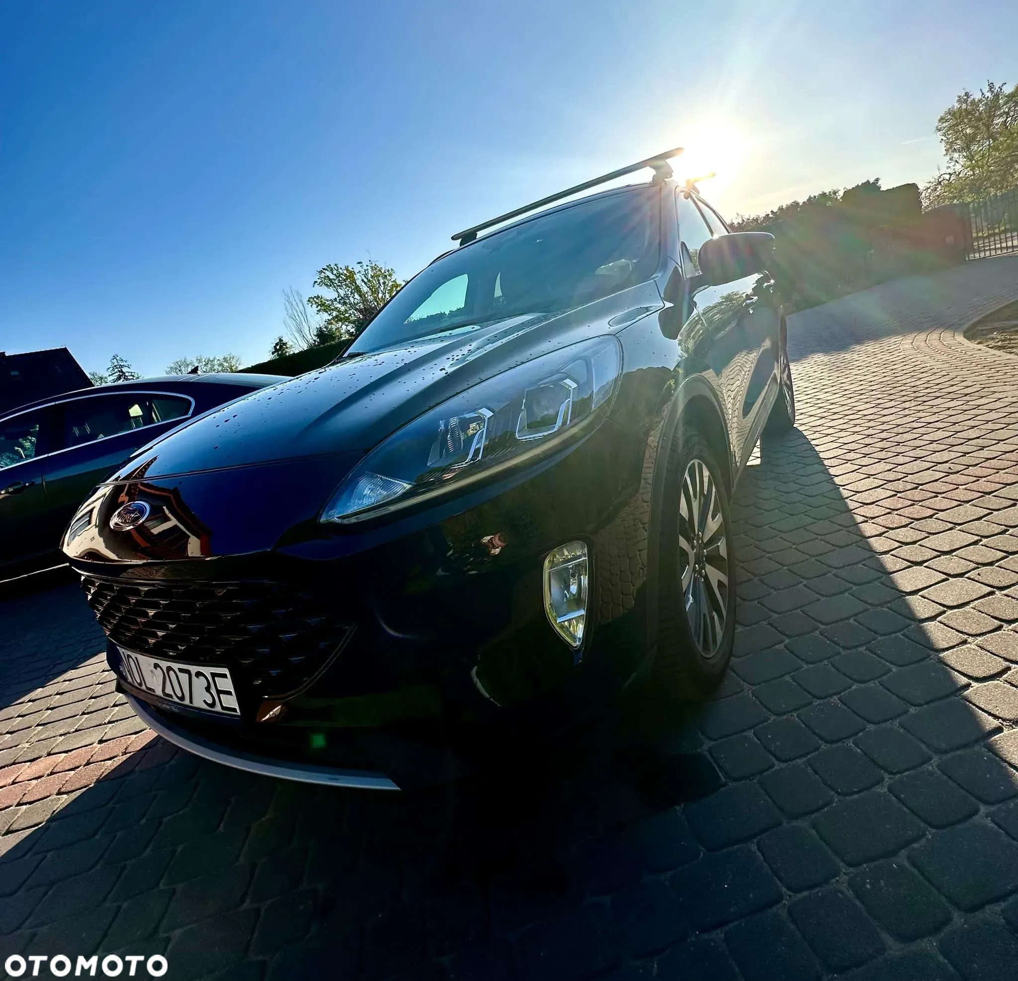 Ford Kuga 2.5 FHEV FWD Titanium - 3