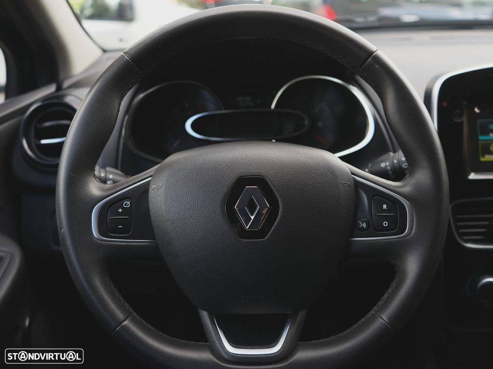 Renault Clio dCi 90 Limited - 9