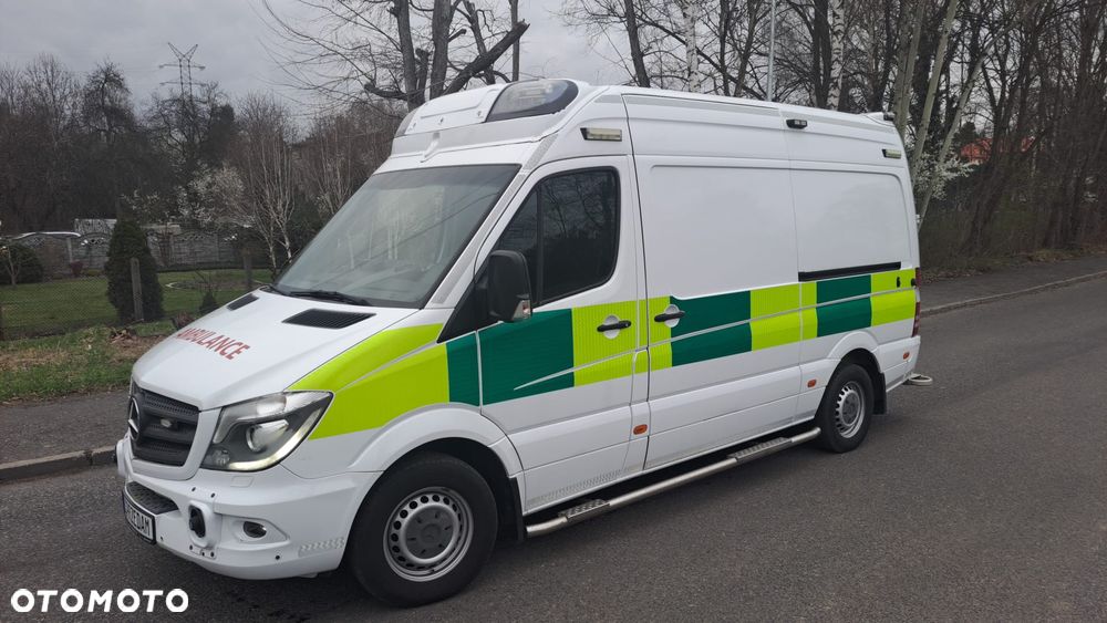 Mercedes-Benz Sprinter 319 CDI Ambulans karetka - 31
