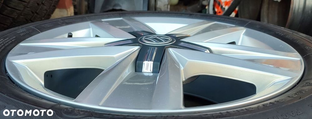 Felgi Aluminiowe Oryg. Vw T5 T6 Multivan 17 Cali 5x120 7Jx17 Et55 Idealne - 6