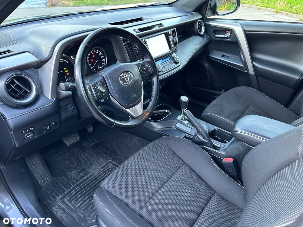Toyota RAV4 Hybrid Premium 4x2 - 14