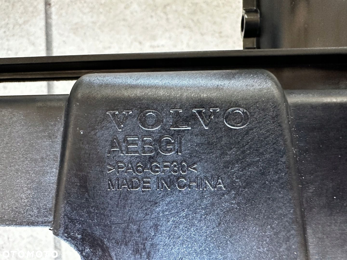 VOLVO XC60 II WZMOCNIENIE KIEROWNICA WLOT POWIETRZA PRZÓD 32345498 - 5