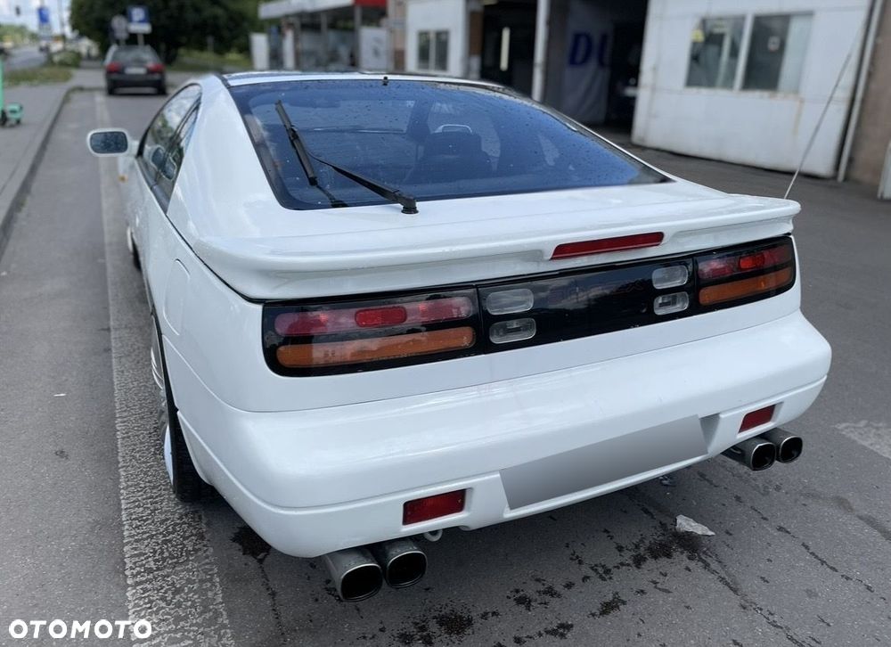 Nissan 300 ZX - 2