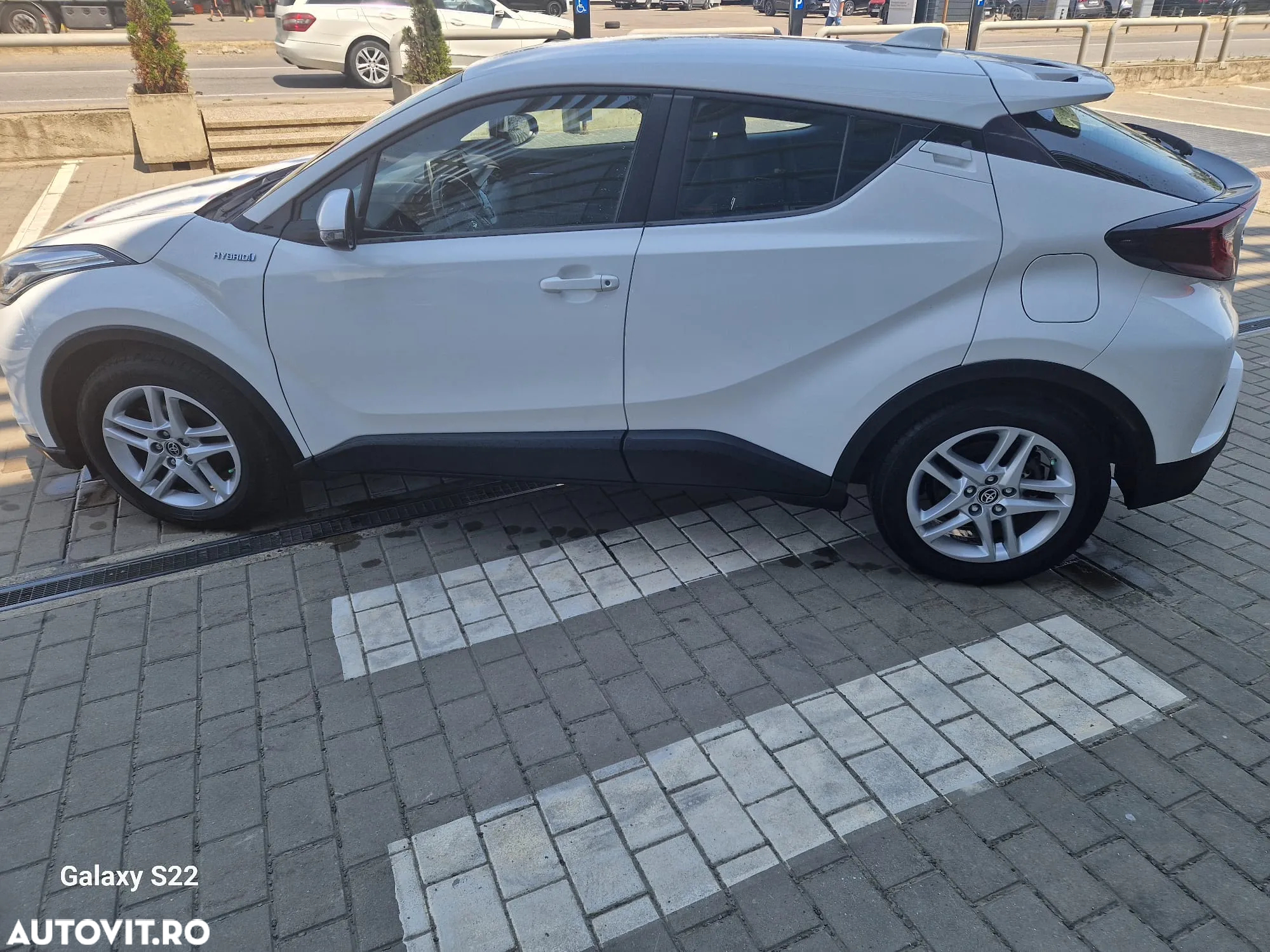 Toyota C-HR 1.8 HSD 4x2 CVT C-enter - 8