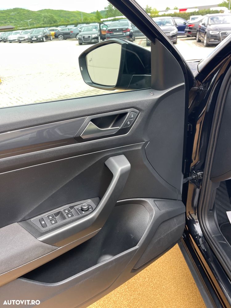 Volkswagen T-Roc 2.0 TDI DSG Sport - 31