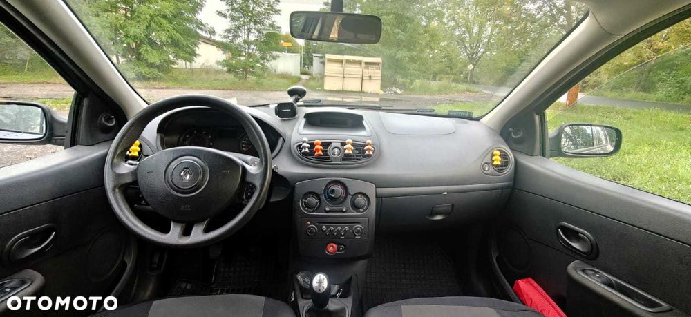 Renault Clio - 3