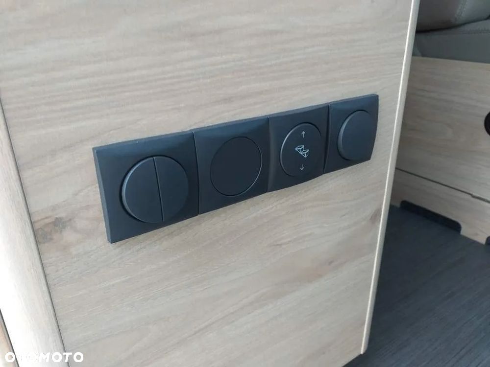 Ford Transit DETHLEFFS Globetrail 4- Osobowy - 28