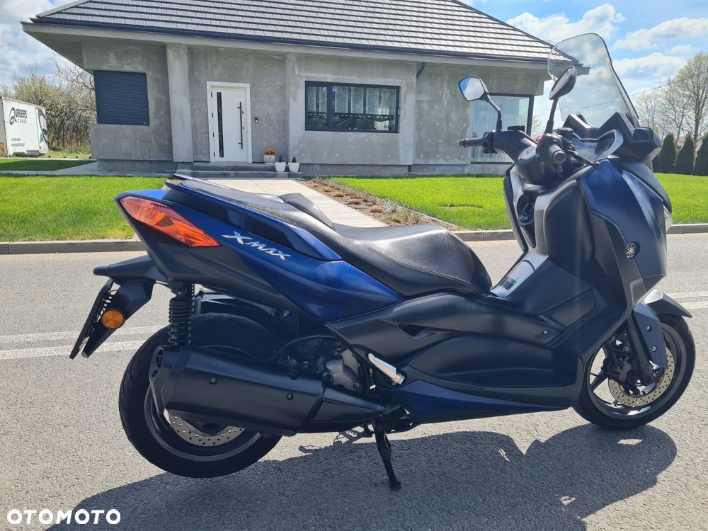 Yamaha X-max - 3