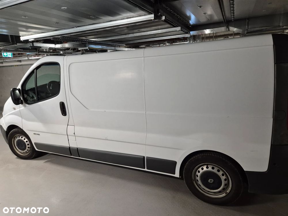 Renault Trafic - 8