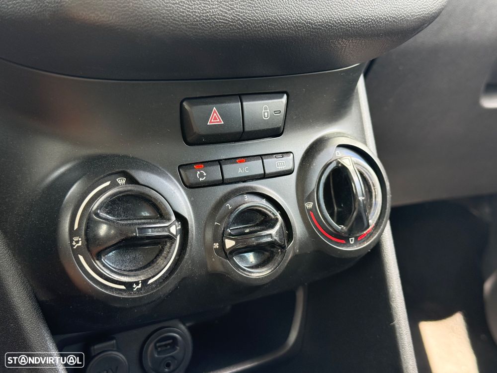 Peugeot 208 1.6 BlueHDi Style - 9