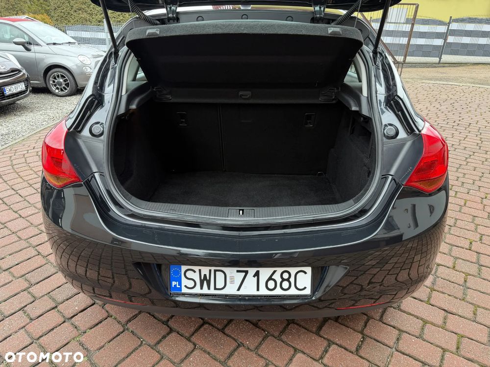 Opel Astra 1.4 Selection - 36