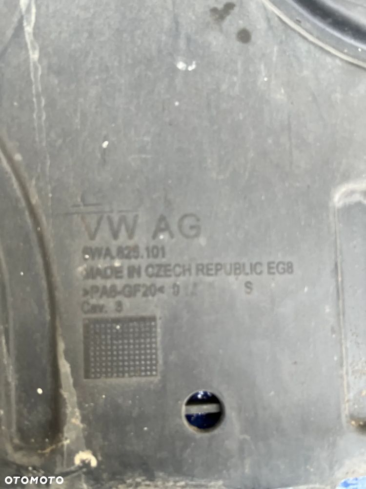 AUDI A3 8Y 5WA825101 Osłona podwozia LEWY tył - 3
