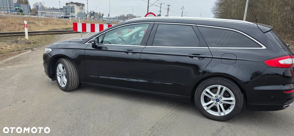 Ford Mondeo 2.0 TDCi STart-Stopp PowerShift-Aut Titanium - 13