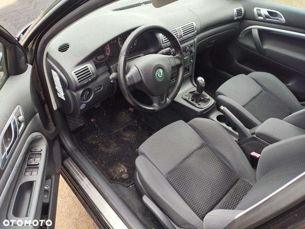 Skoda Superb 2.0 Classic - 9