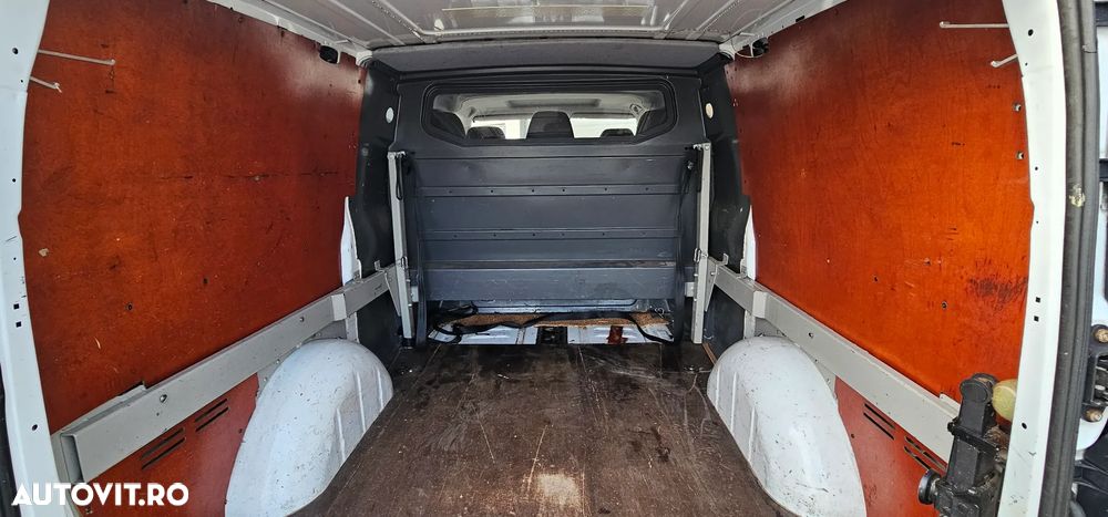 Mercedes-Benz Vito - 12