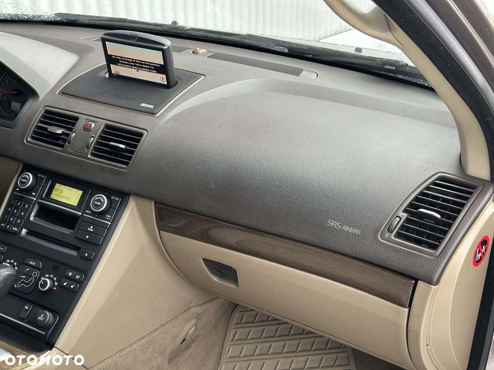 Volvo XC 90 3.2 AWD Geartonic Summum - 24