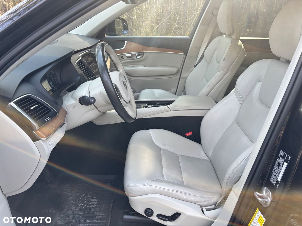 Volvo XC 90 T6 AWD Momentum 7os - 10
