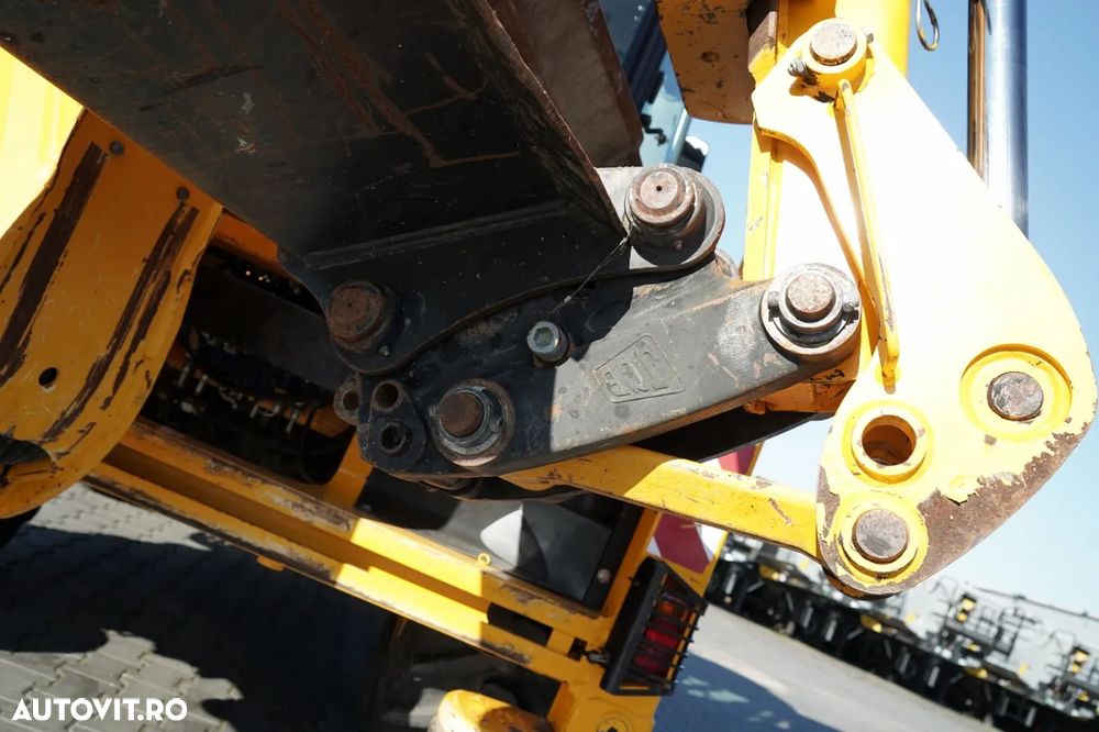 JCB 3CX PLUS / JOYSTICK / AER CONDIȚIONAT / CUPĂ RAPIDĂ / SET CUPĂ / CA NOU / SHOWROOM POLONIA / - 25