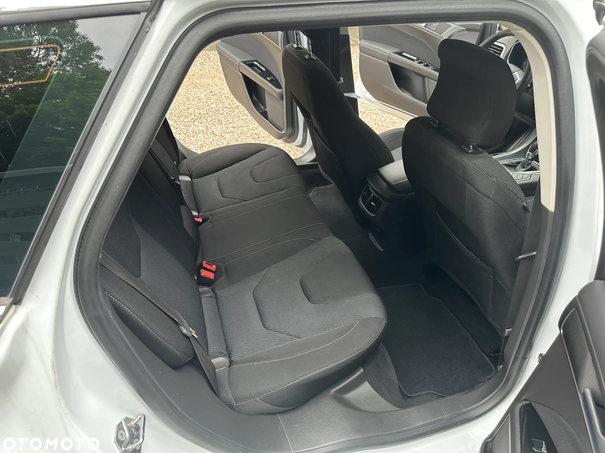 Ford Mondeo 2.0 TDCi Titanium PowerShift - 31
