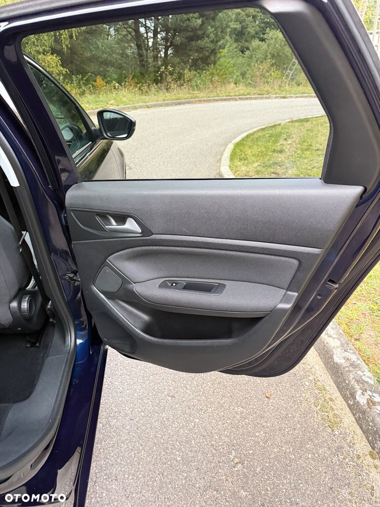 Peugeot 308 - 24