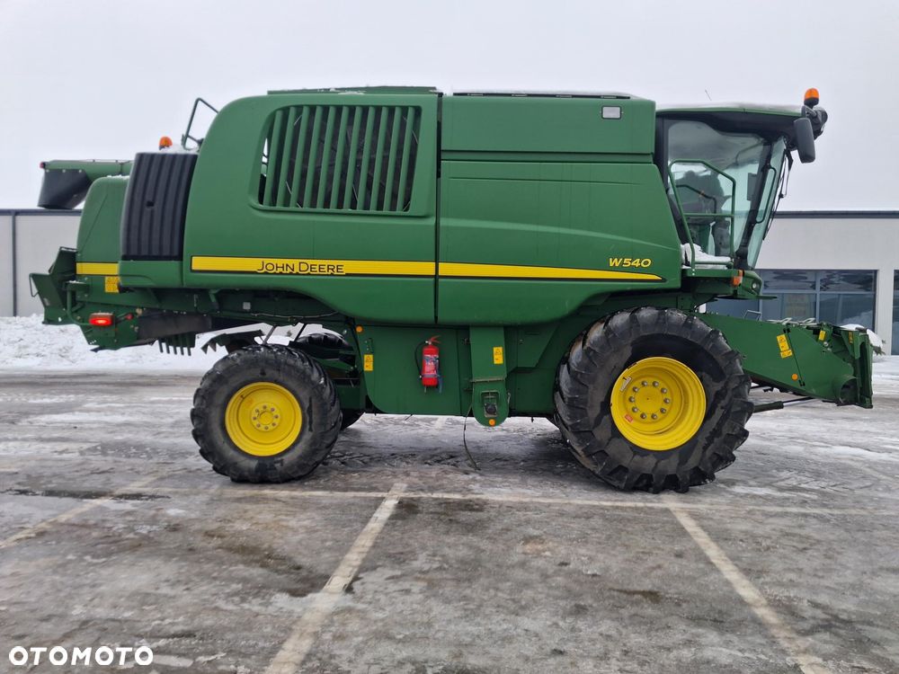 John Deere W540 - 1