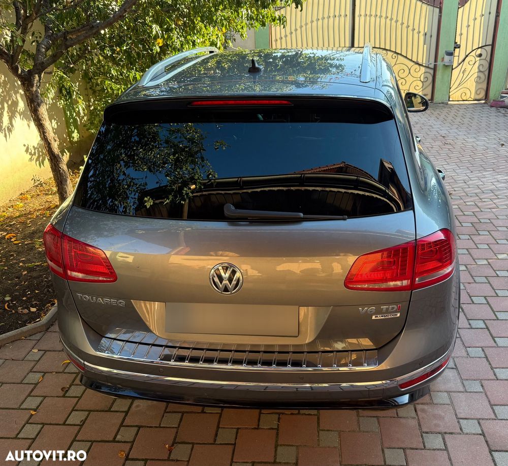 Volkswagen Touareg - 28