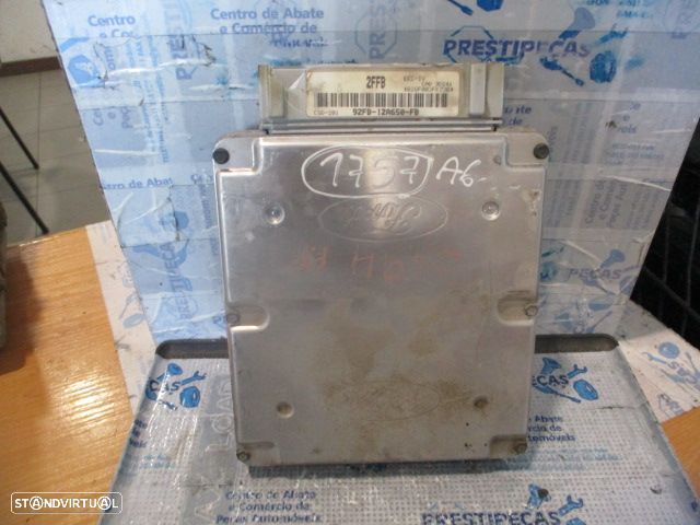 Centralina E9AF14A624AA  92FB12A650FB FORD FIESTA 1993 1.1 50CV 5P VERMELHO DANIFICADO - 1