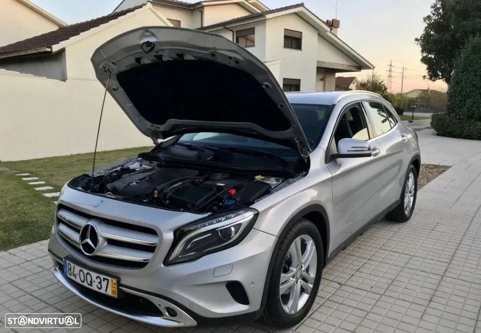 Mercedes-Benz GLA 220 CDi Urban 4-Matic - 5