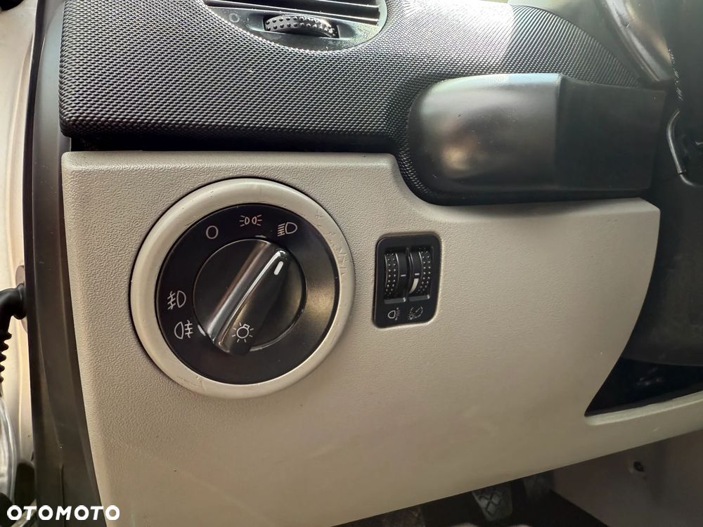 Volkswagen New Beetle 2.0 Freestyle - 27