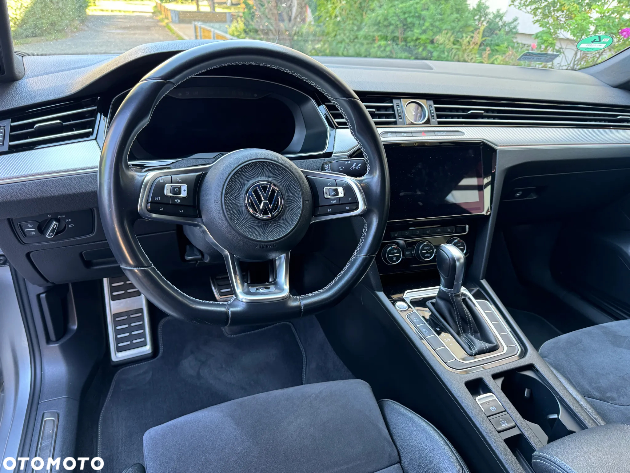 Volkswagen Arteon 2.0 TDI SCR R-Line Edition DSG - 12